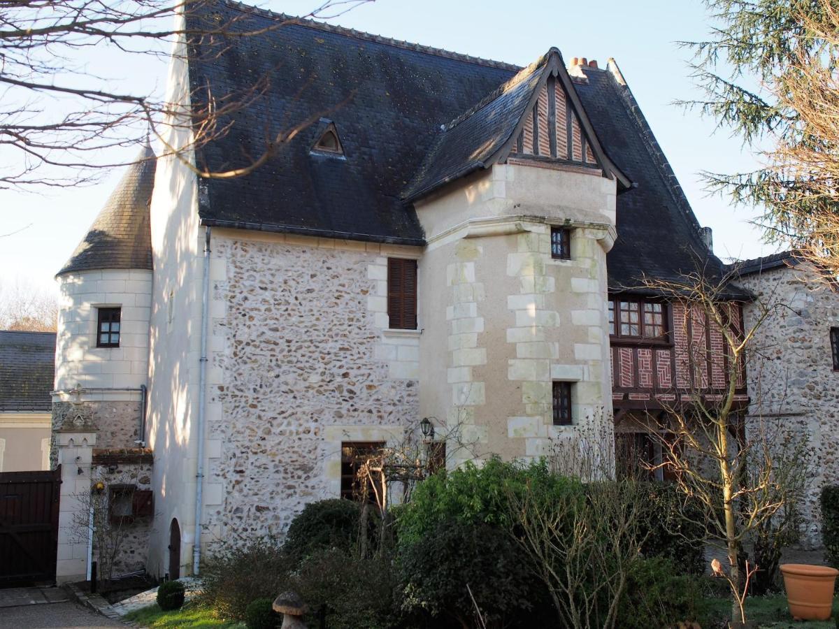 Hotel Manoir Du Rouvre Mettray Esterno foto